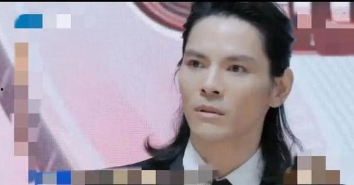 为了吃瓜的他进了娱乐圈,意外踏入娱乐圈开启新人生 第2张 为了吃瓜的他进了娱乐圈,意外踏入娱乐圈开启新人生 第2张